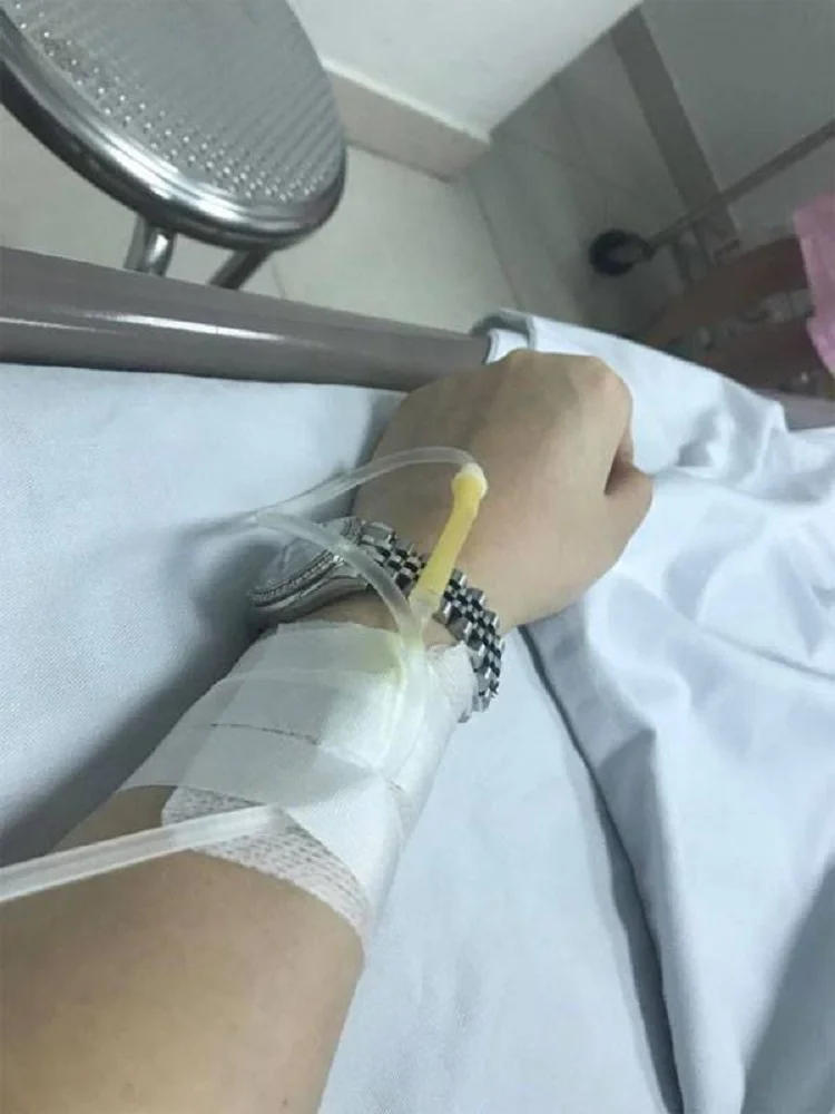 1001+ Hình truyền nước biển ảnh nằm viện chụp tay THẬT NHẤT | Yody (3)