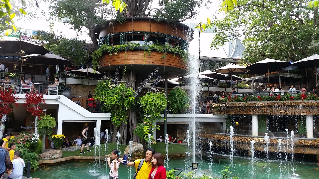 Definitely an attractive place! - Picture of Du Mien Garden Cafe, Ho Chi Minh City - Tripadvisor