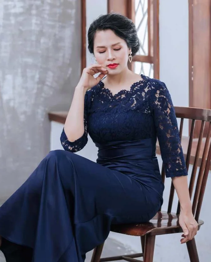 mẫu đầm nhung sang trọng — ảnh 15