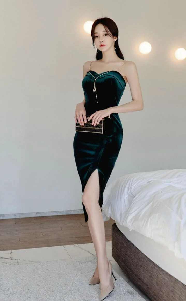 Cách Giặt Đầm Nhung Body