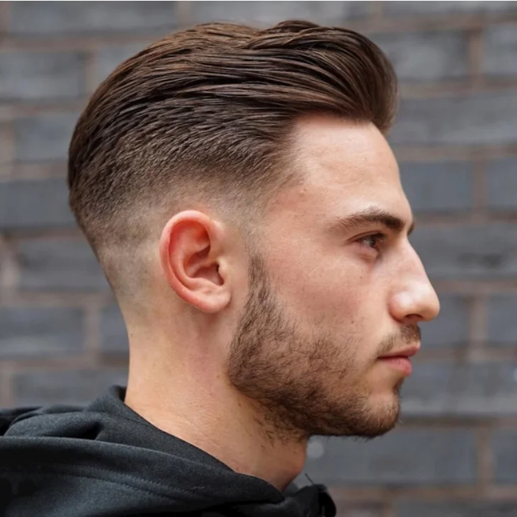 Kiểu tóc undercut nhuộm nâu