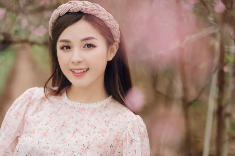 Ngôi làng nhiều gái đẹp nhất Việt Nam, đàn ông đến không muốn về: Toàn con cháu cung tần xưa, xinh đẹp như tranh