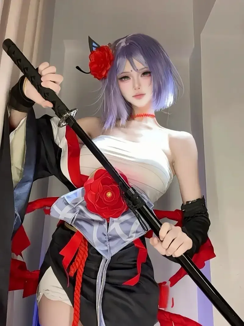 Gái xinh cosplay biểu cảm sinh động đầy sức hấp dẫn