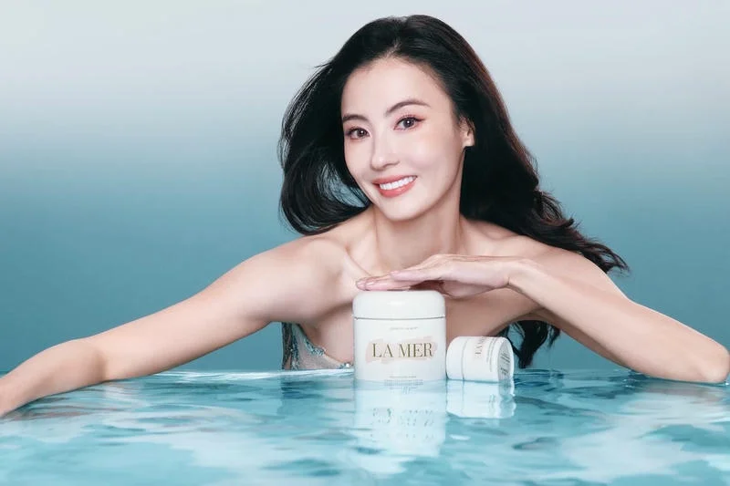 sex trương bá chi, mẫu 11