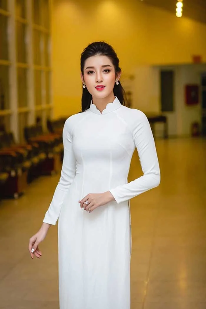 11 Mẫu Áo Dài Nơi Công Sở Đẹp, Hưởng Ứng Tuần Lễ Áo Dài