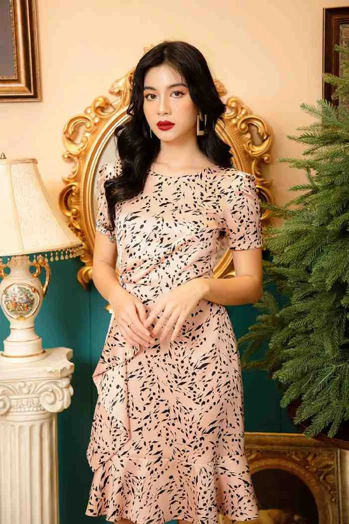 Top Mẫu Váy Đẹp Hiện Nay Của 11 Thương Hiệu Nổi Tiếng (2)