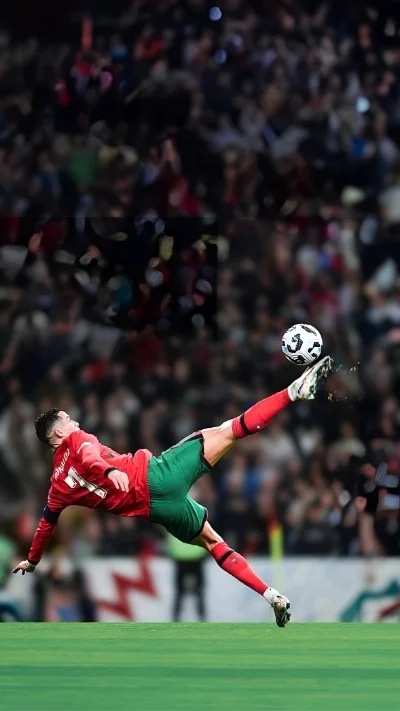 ảnh ronaldo ở bồ đào nha cho điện thoại